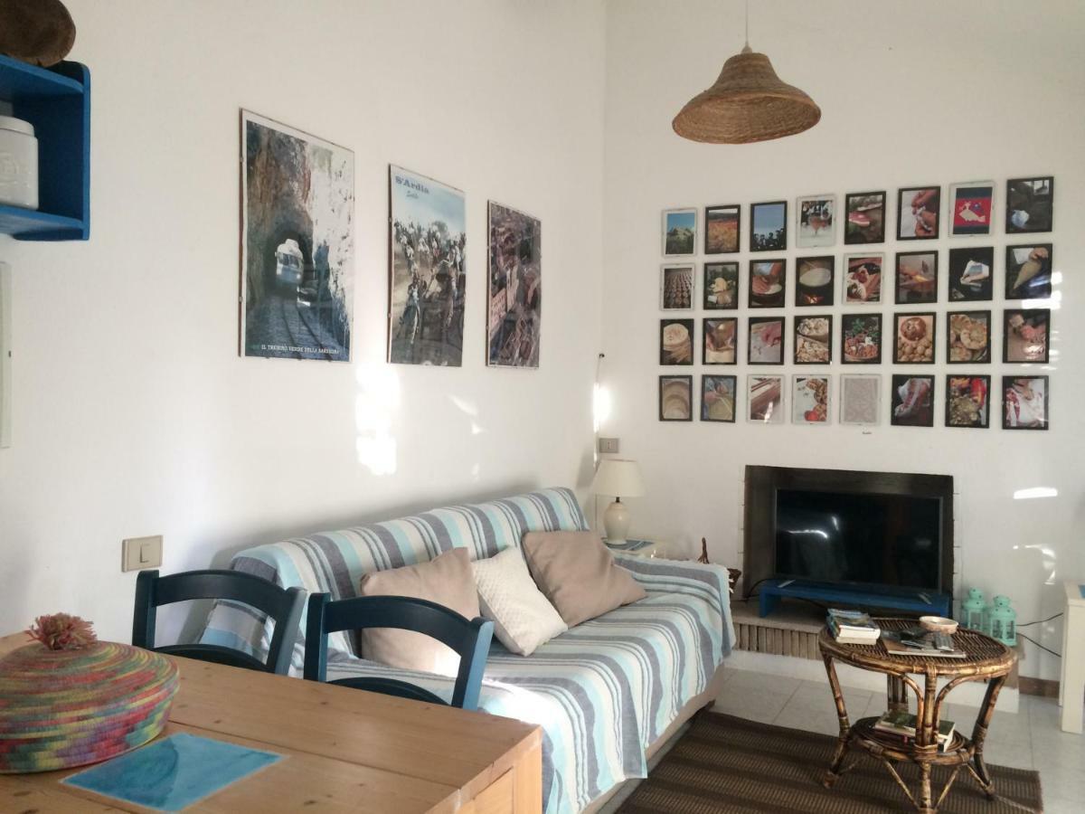 キア Casa Del Mirto Biancoヴィラ エクステリア 写真