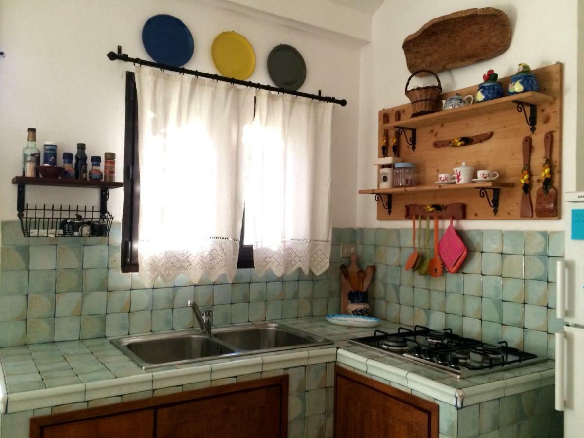 キア Casa Del Mirto Biancoヴィラ エクステリア 写真